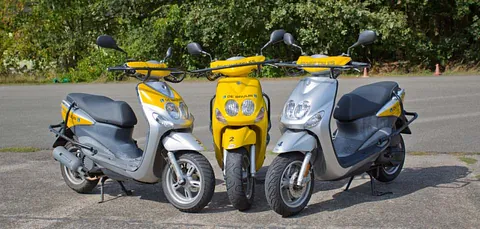 drie scooters
